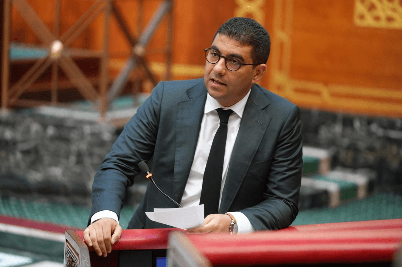 الحكومة تصادق على مشروعي مرسومي جائزة الشباب وجواز الشباب