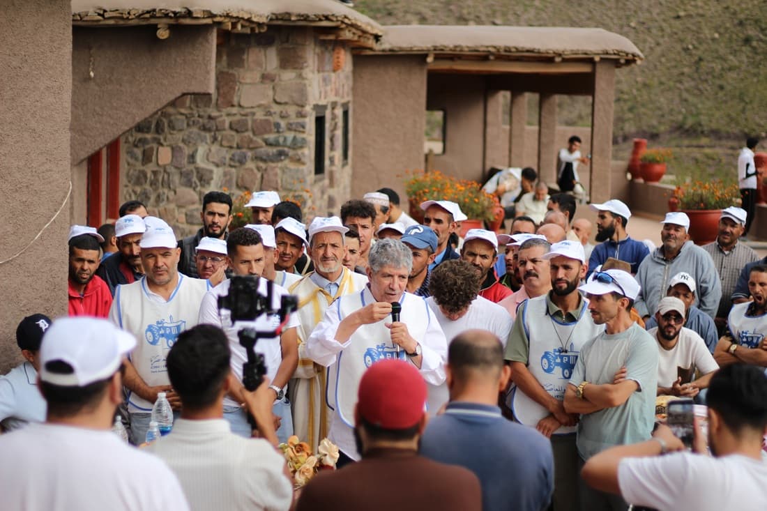 وكيل لائحة “البام” أحمد التويزي يواصل حملته بالحوز ويدعو لمشاركة مكثفة في انتخابات 23 شتنبر