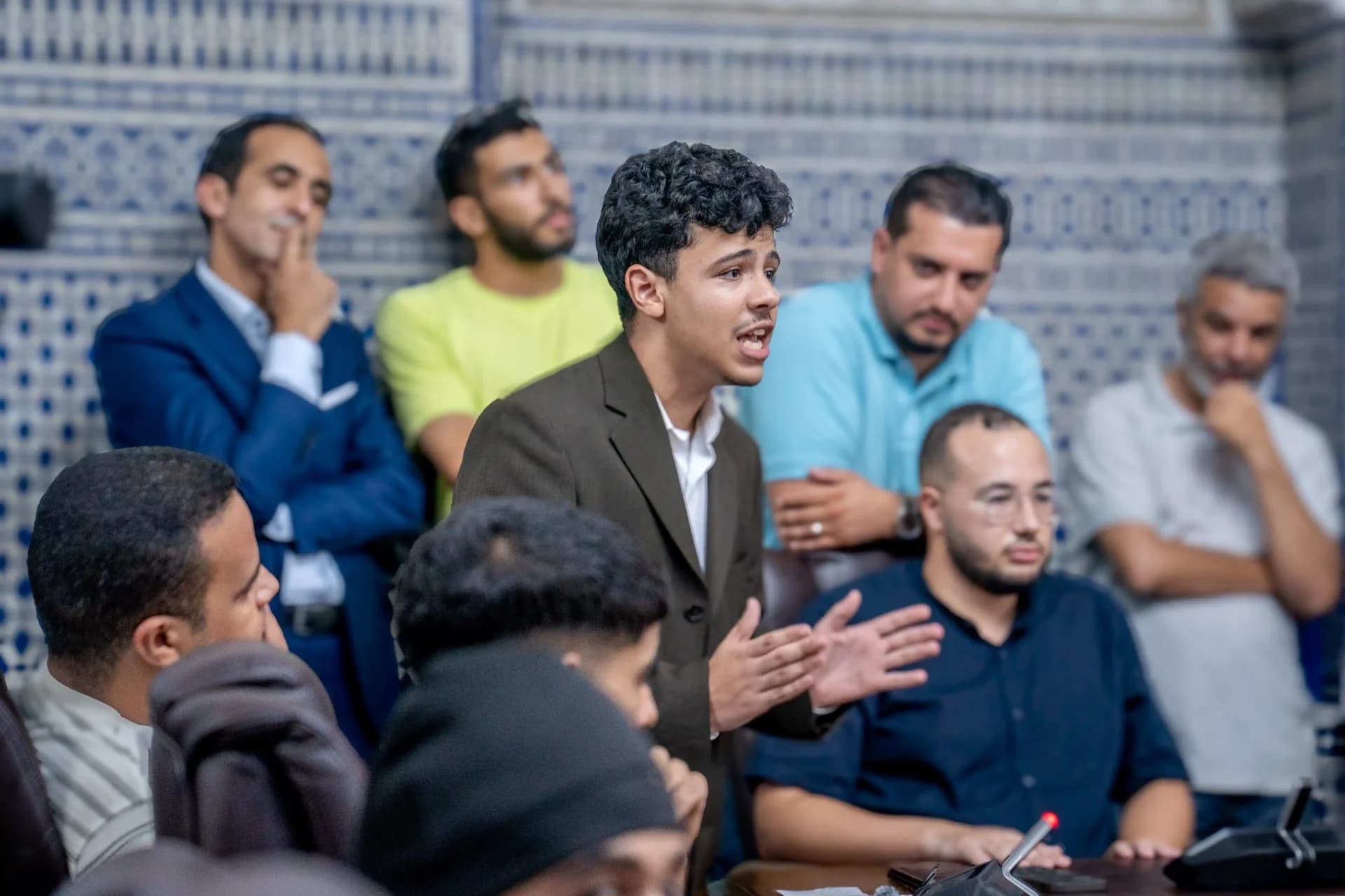 بعد أزمة سبتة.. شبيبة “البام” تفتح “المايك” أمام الشباب في أول تحرك لفهم دوافع الهجرة